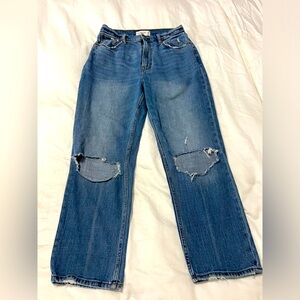 A&F Ankle Straight Ultra High Rise Size 28/6